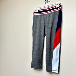 C&C California Yoga Capris Gray, Blue, Red, White Size Large